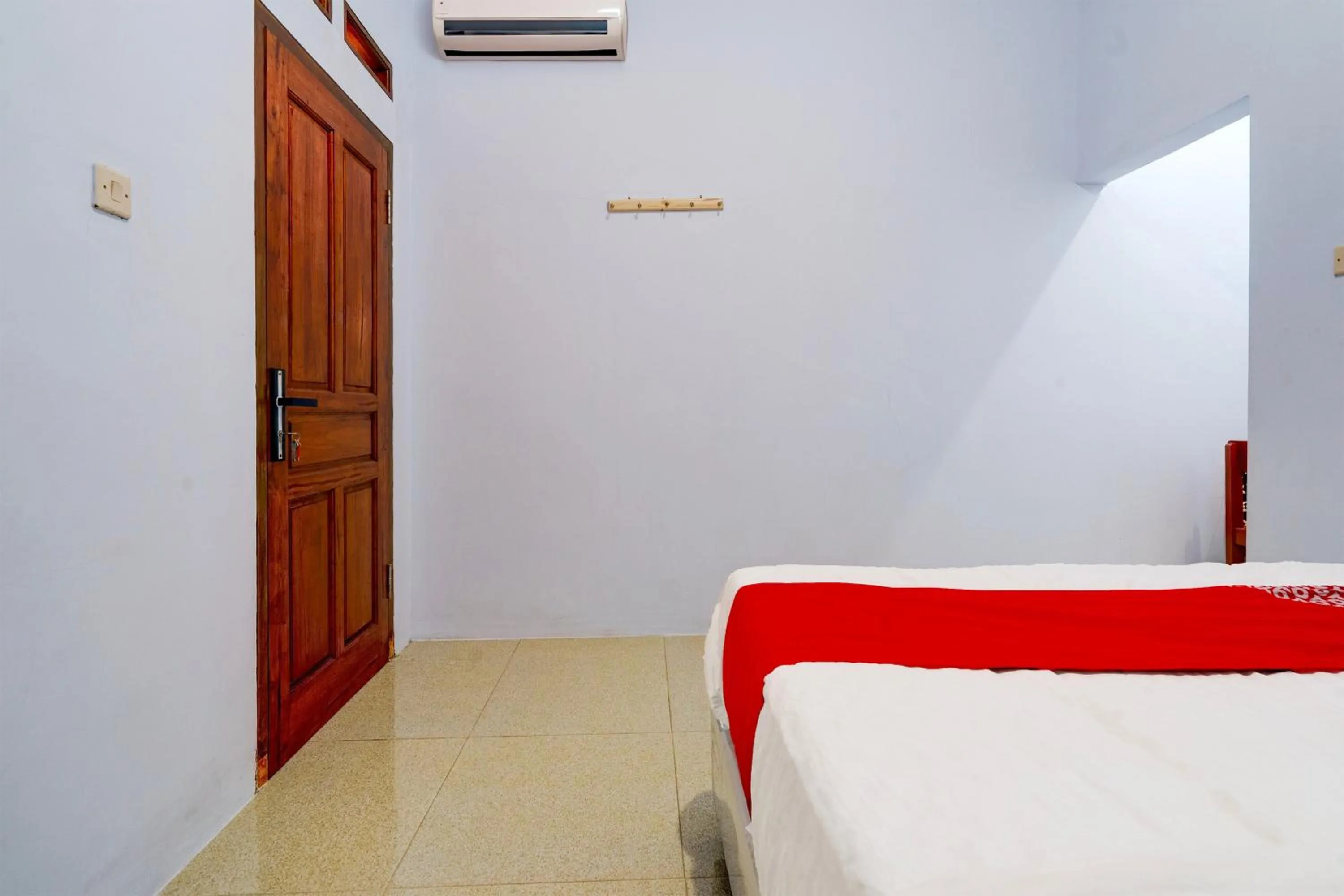 Bedroom, Bed in Hotel O Wisma Jasmine Syariah