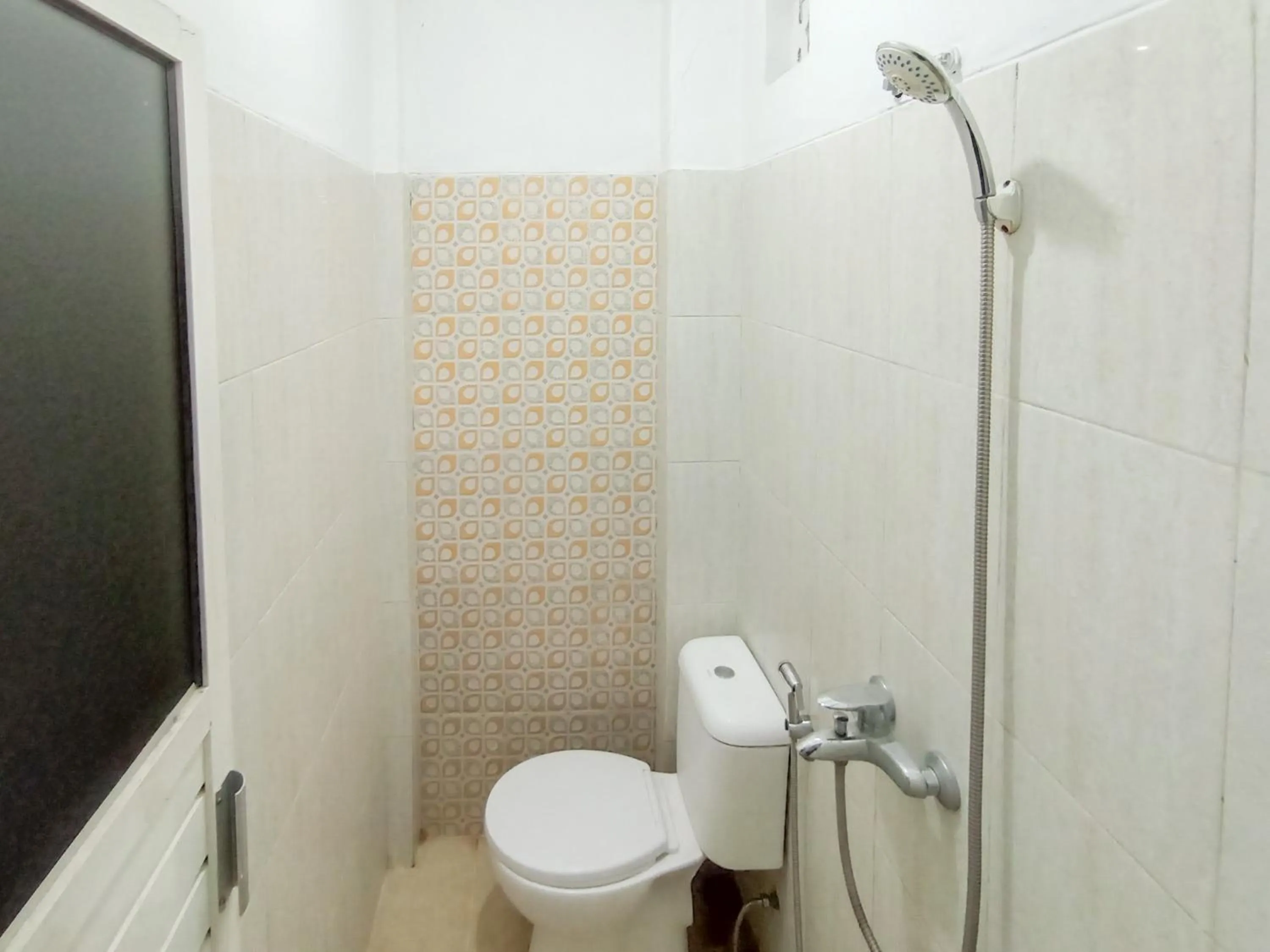 Bathroom in OYO 93253 Guest House Arundaya Syariah