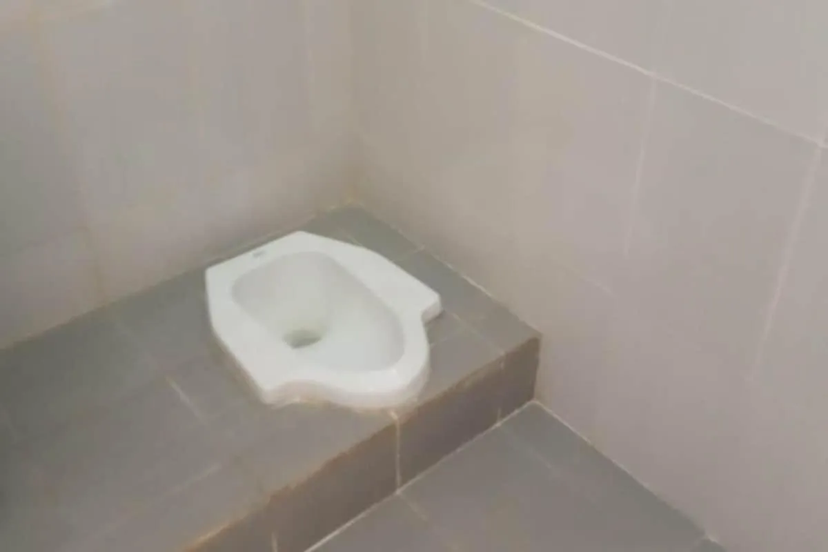 Bathroom in Hotel O Handisa Homestay SyariahNearKedai Kopi Atien