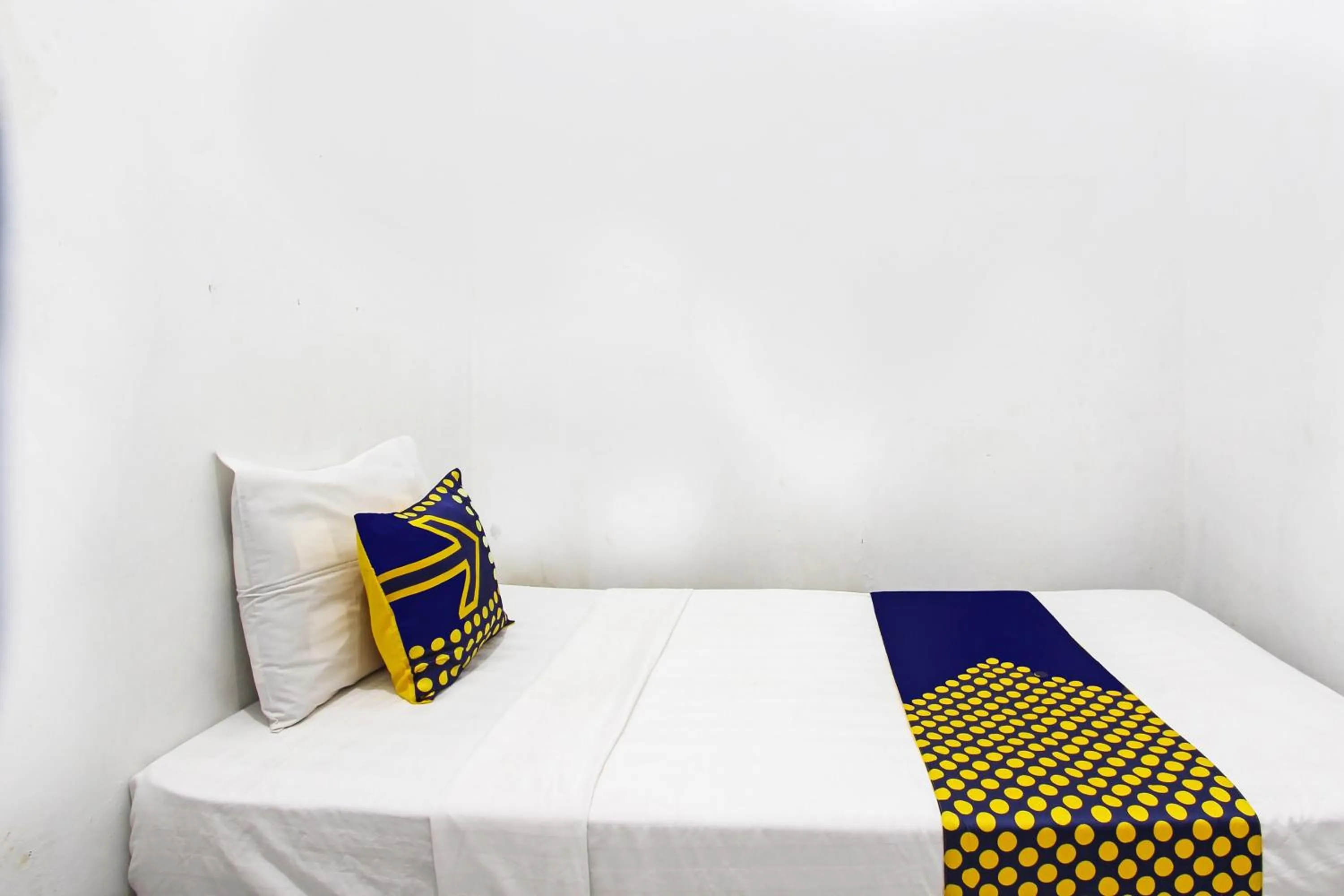 Bedroom, Bed in Hotel O Eyang Kostel