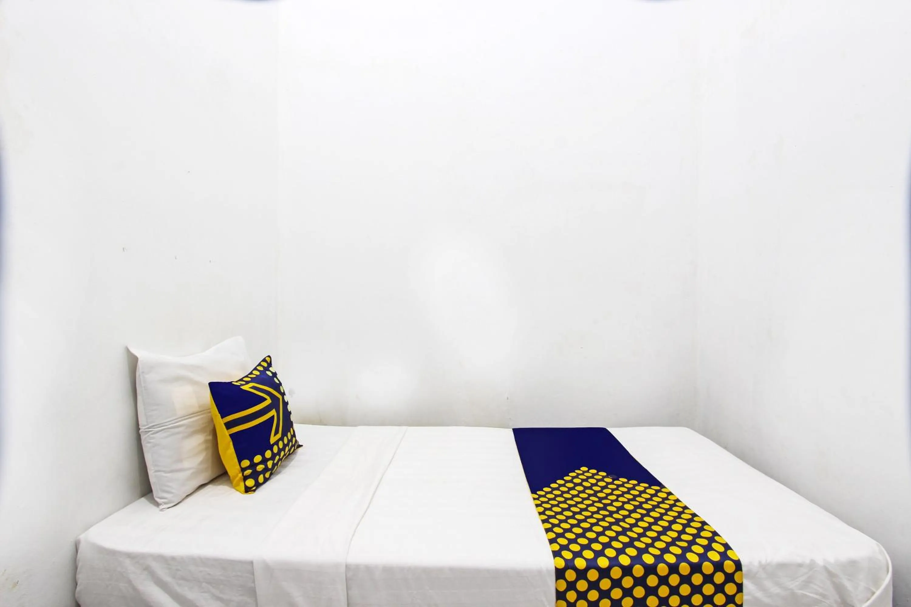 Bedroom, Bed in Hotel O Eyang Kostel