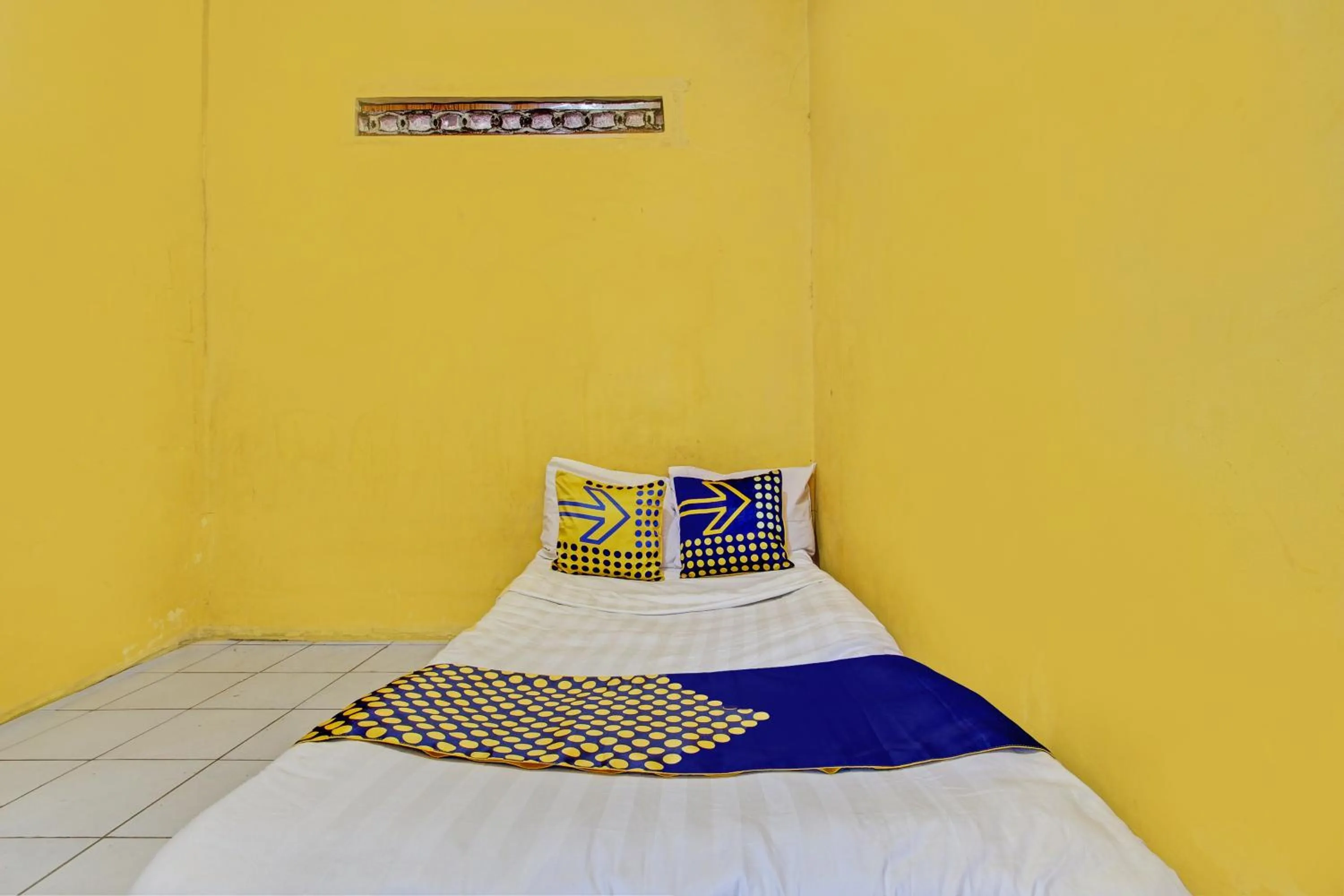 Bedroom, Bed in Hotel O Eyang Kostel