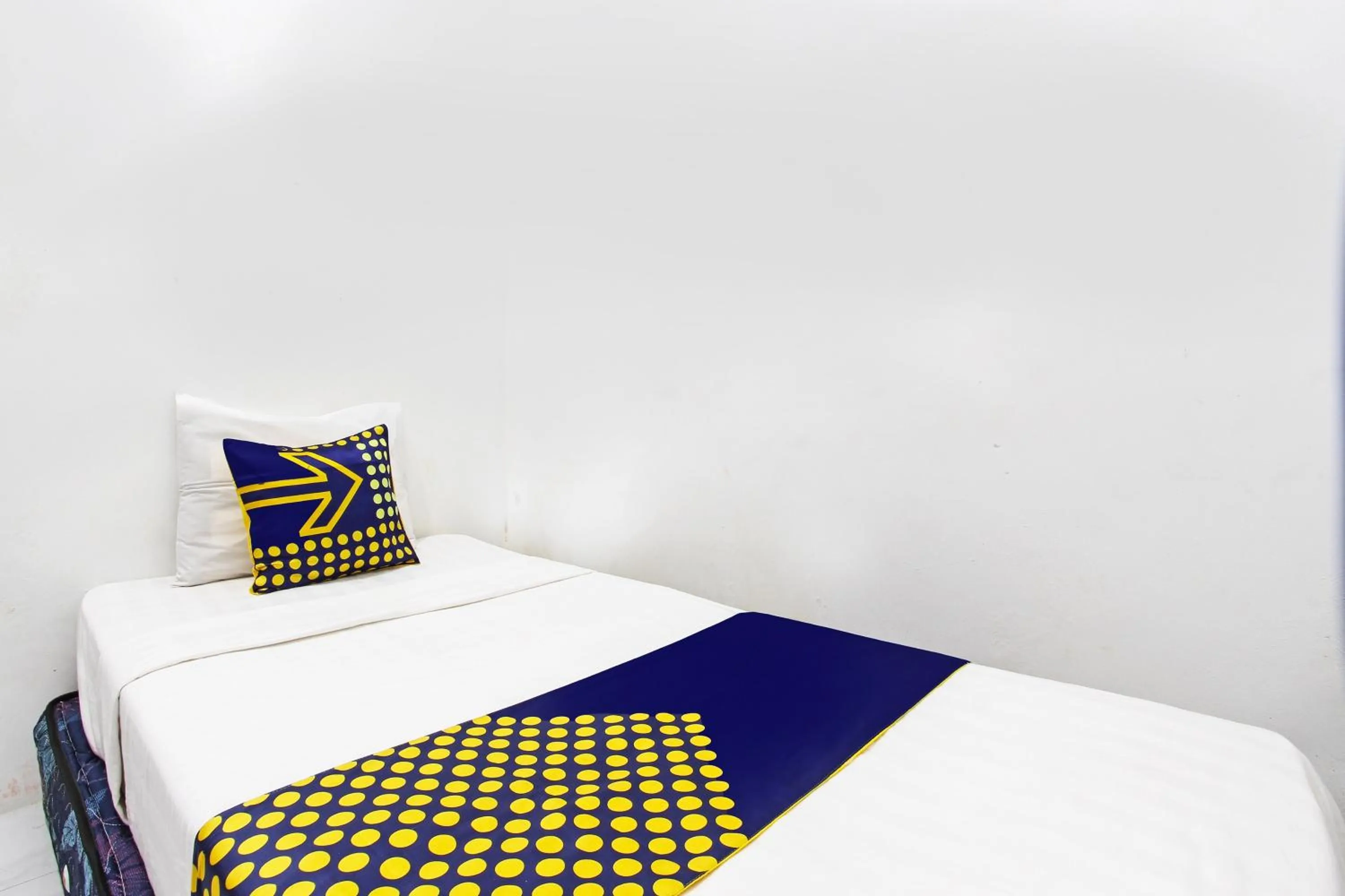 Bedroom, Bed in Hotel O Eyang Kostel