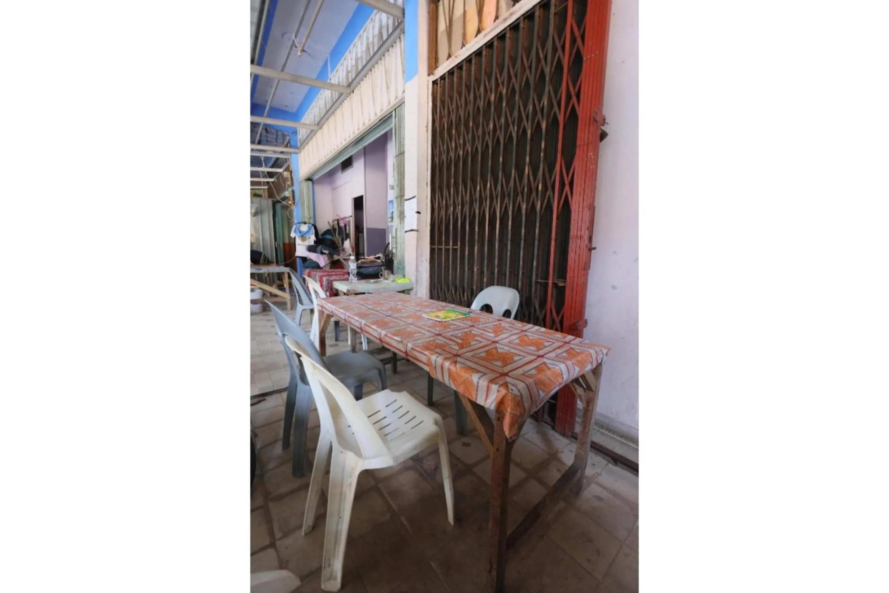 Lobby or reception in SPOT ON 93276 Fendi 2 Homestay SyariahNearPelabuhan Feri Batam Centre