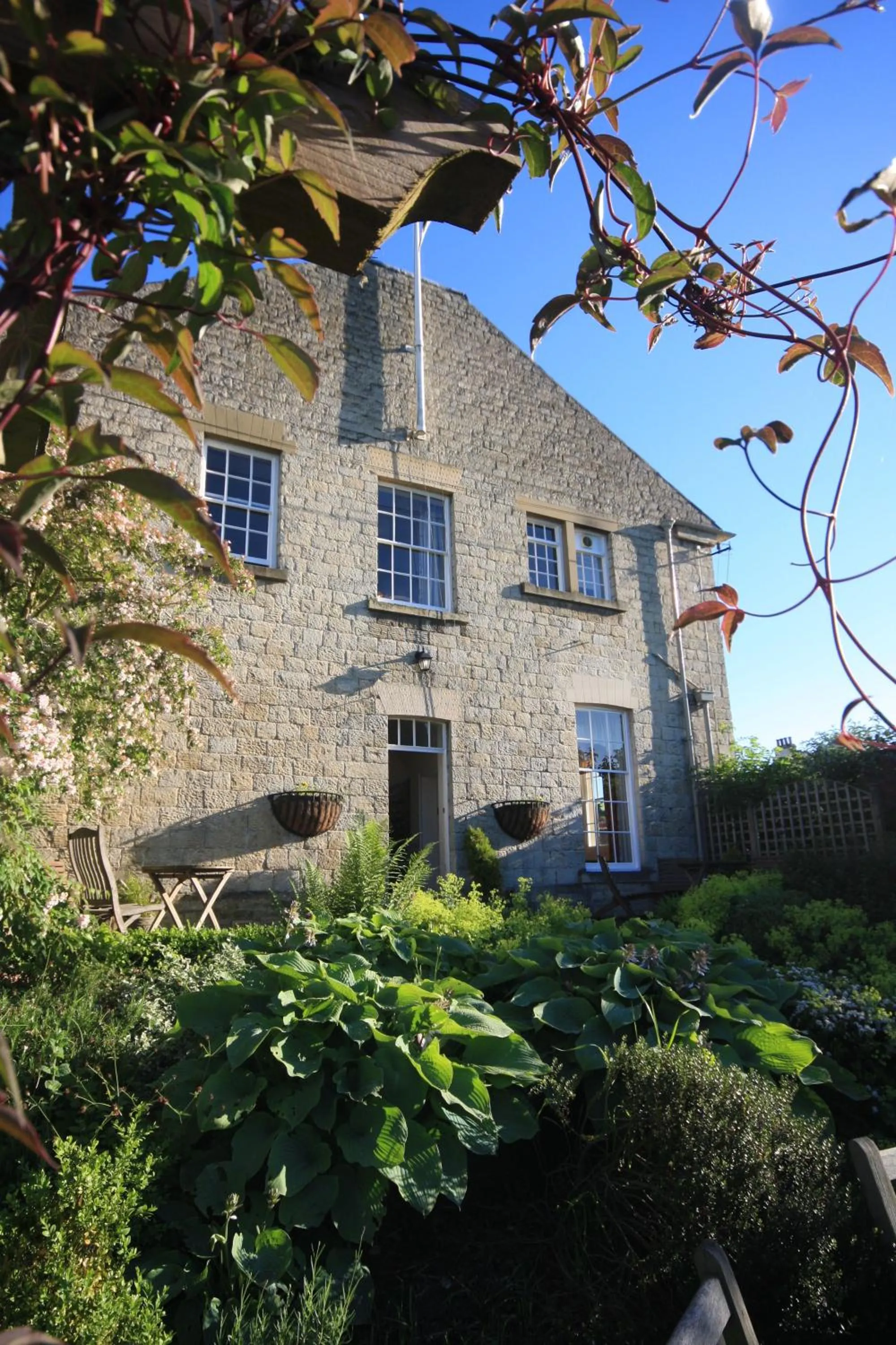 Facade/entrance in Worsley Arms Hotel