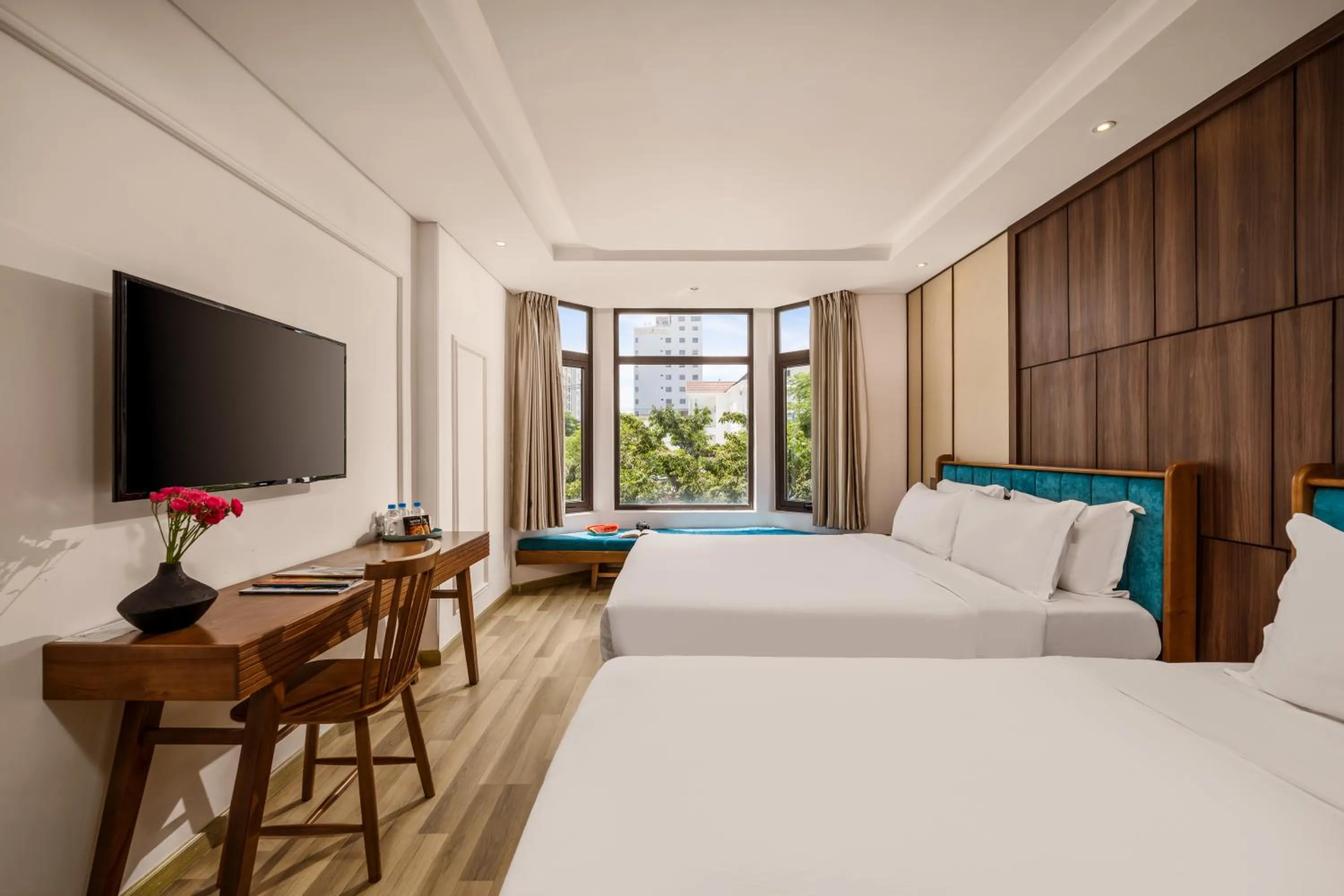 Bed in Brilliant Majestic Hotel