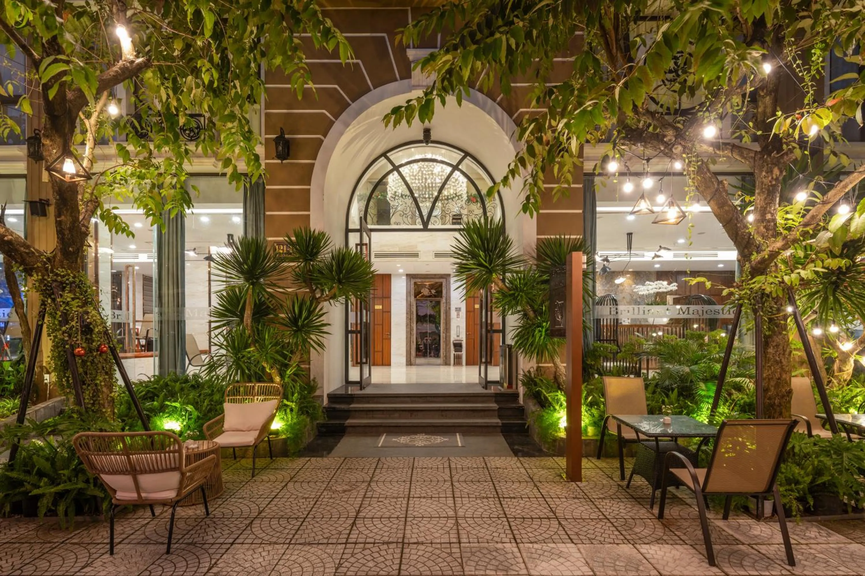 Property building in Brilliant Majestic Hotel