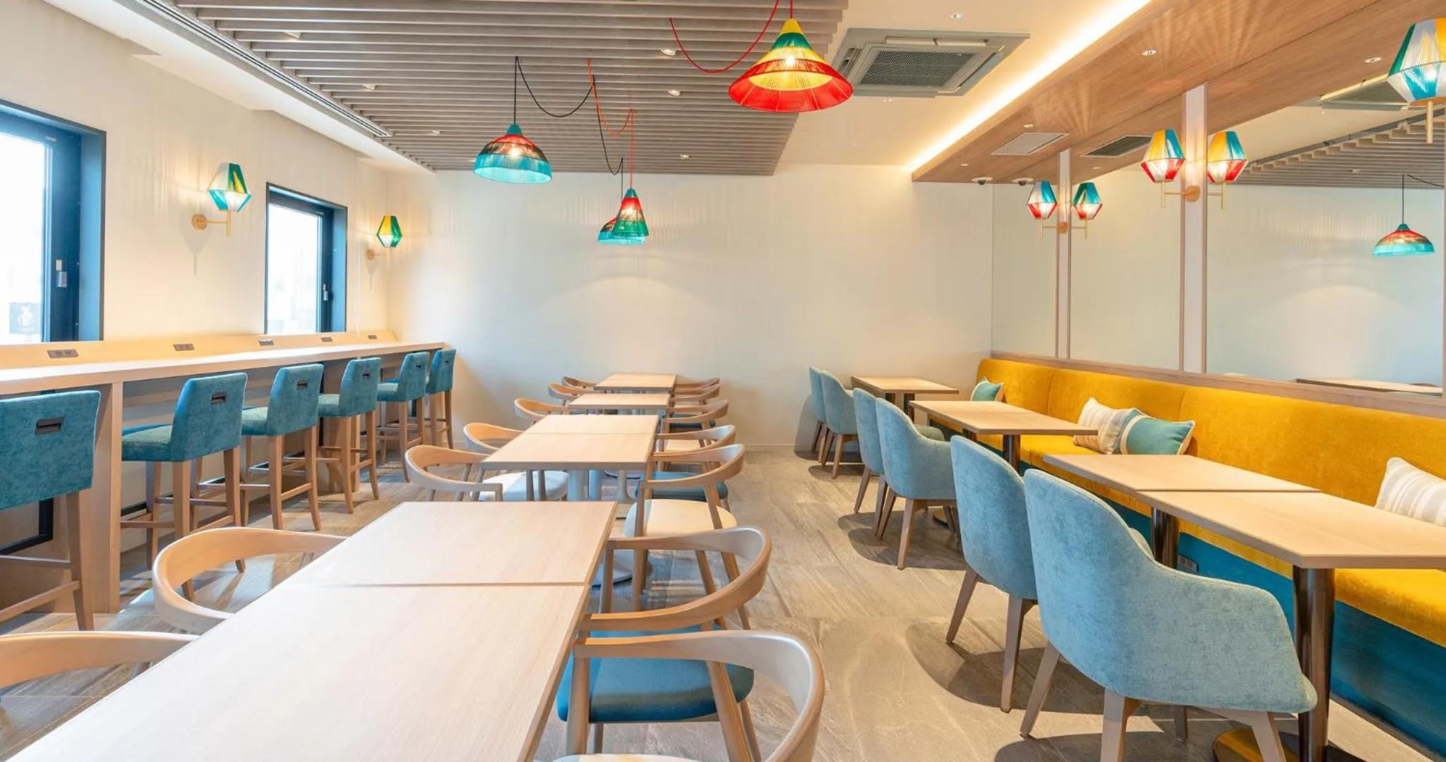 Restaurant/places to eat in Grids Premium Hotel Kumamoto