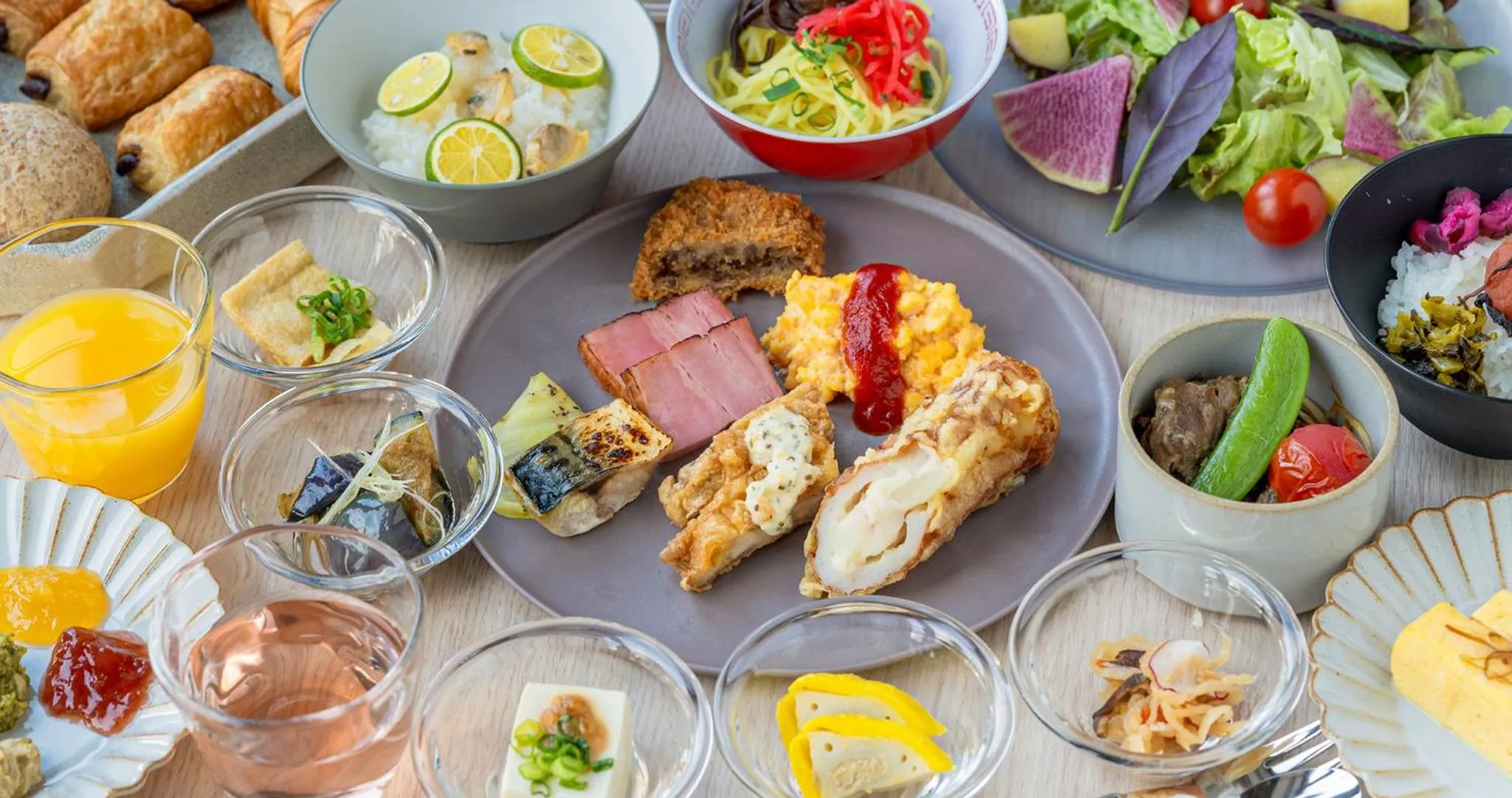 Breakfast in Grids Premium Hotel Kumamoto