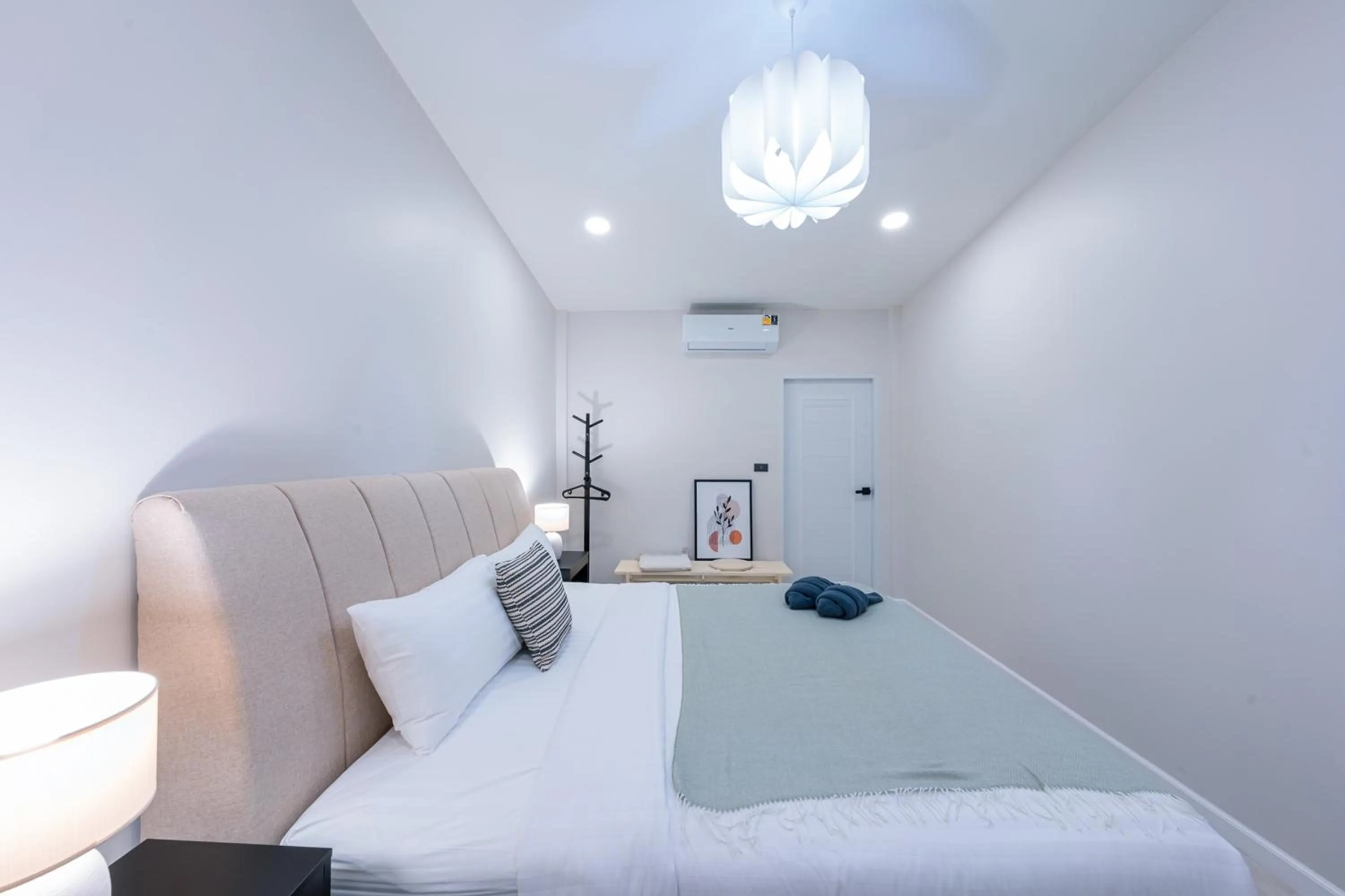 Bedroom, Bed in The 38 Pool Villas Pattaya