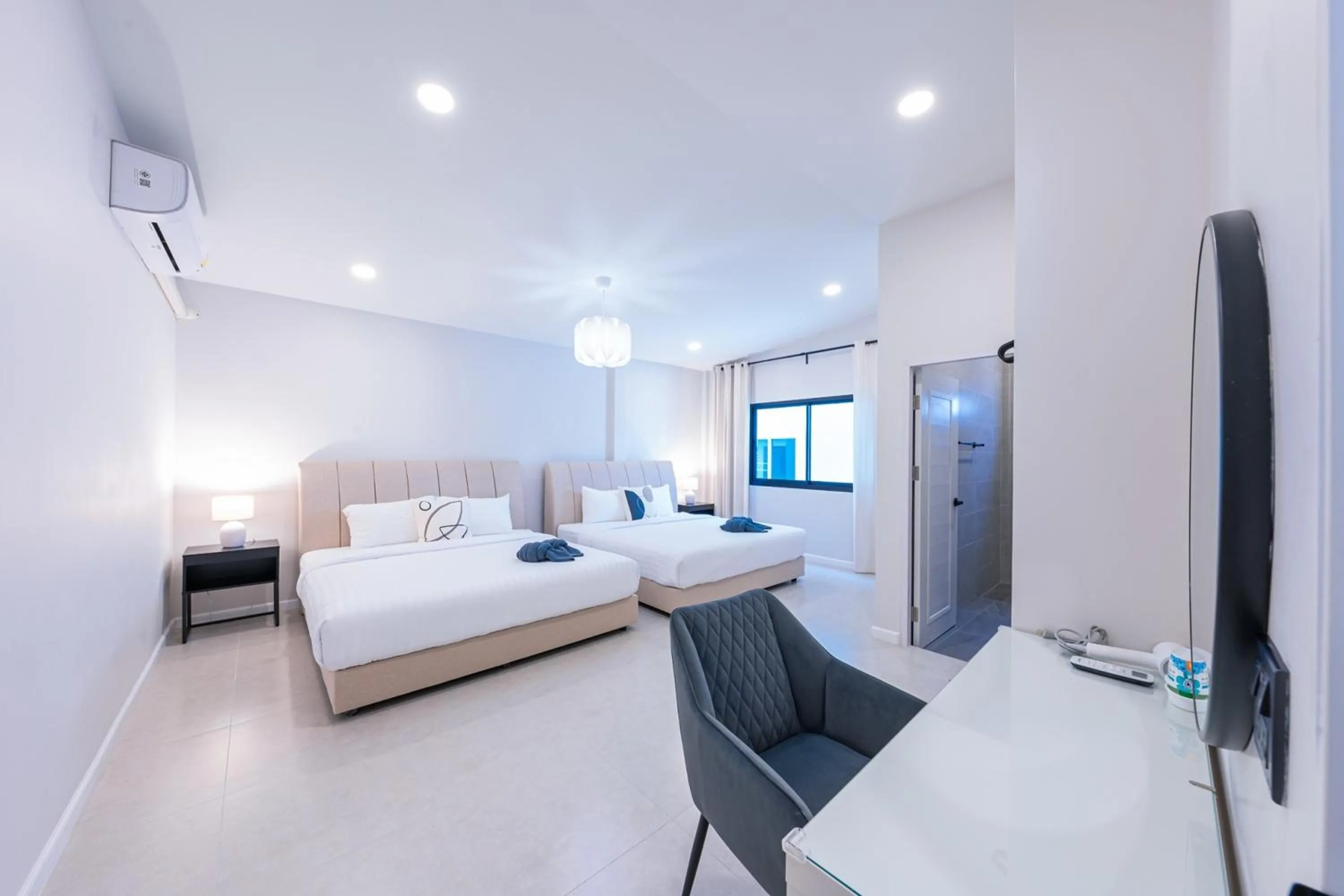 Bedroom, Bed in The 38 Pool Villas Pattaya