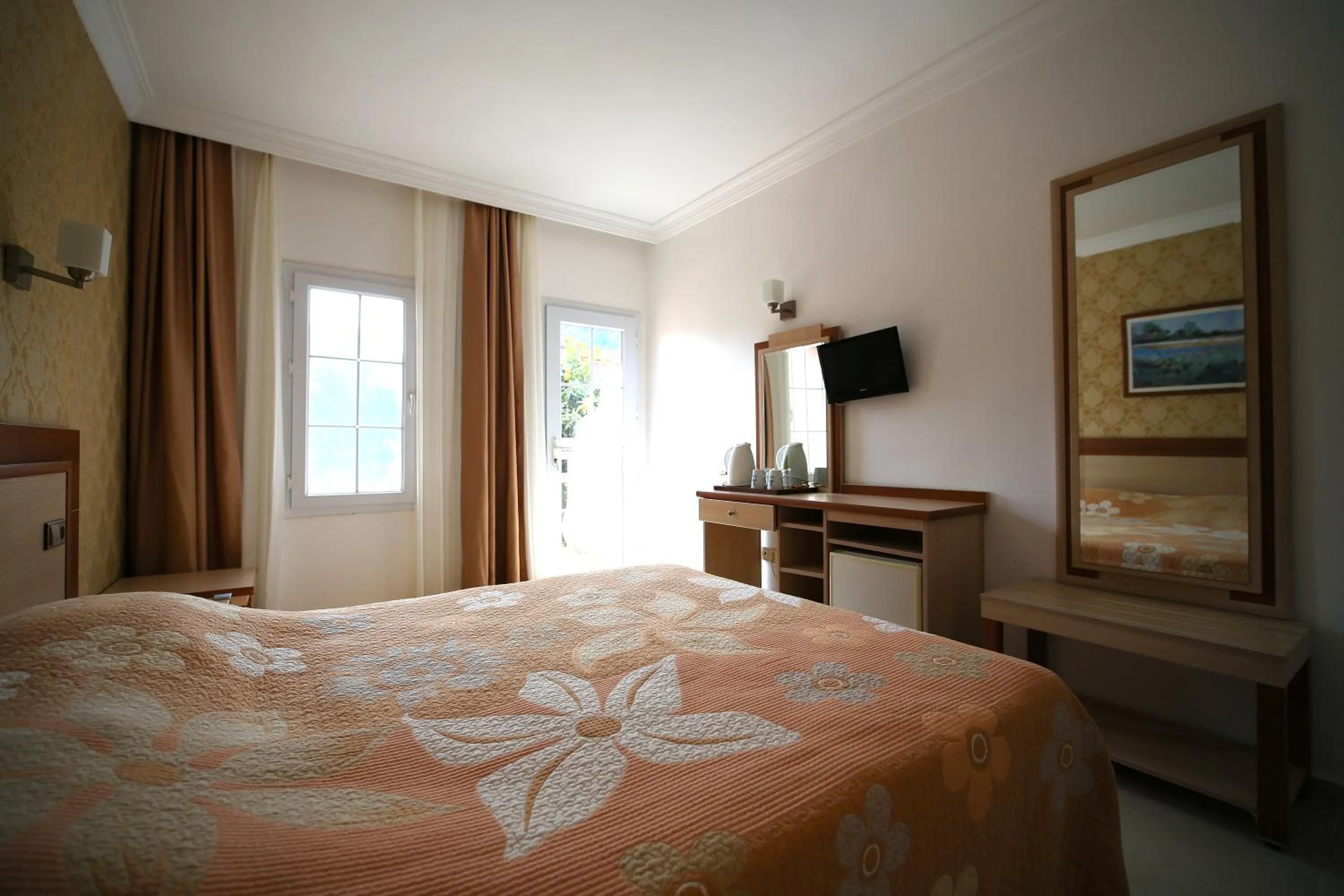 Photo of the whole room, Bed in Ölüdeniz Turquoise Hotel - All Inclusive