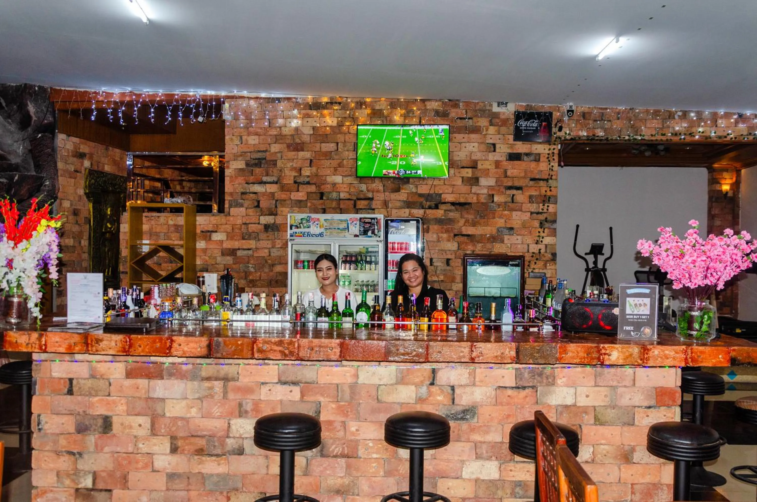 Nightclub / DJ in Diva Patong Hotel