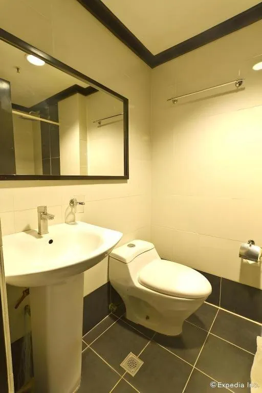 Richmond Plaza Hotel