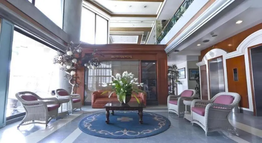 Richmond Plaza Hotel