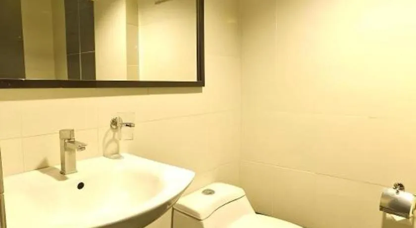 Richmond Plaza Hotel