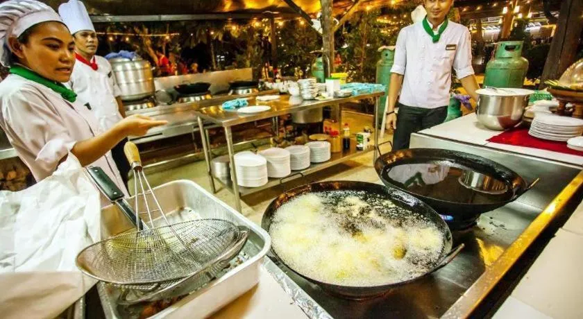 Phi Phi Banyan Villa