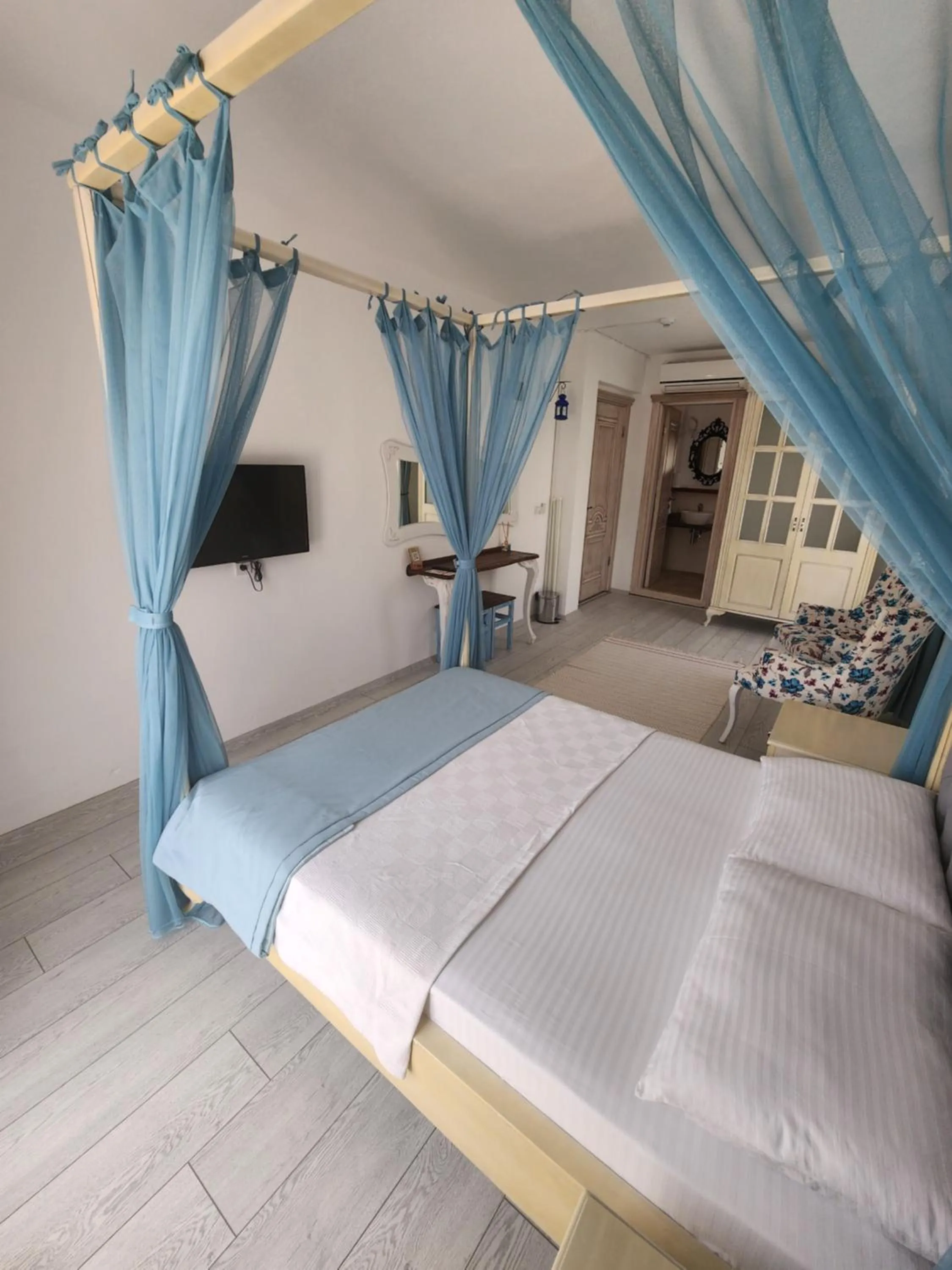 Bed in Tarcin Alacati Hotel