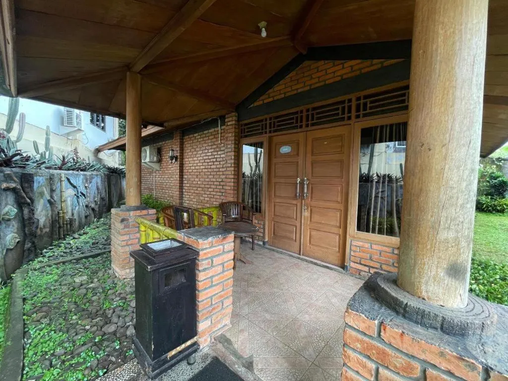 Rizen Premiere Hotel