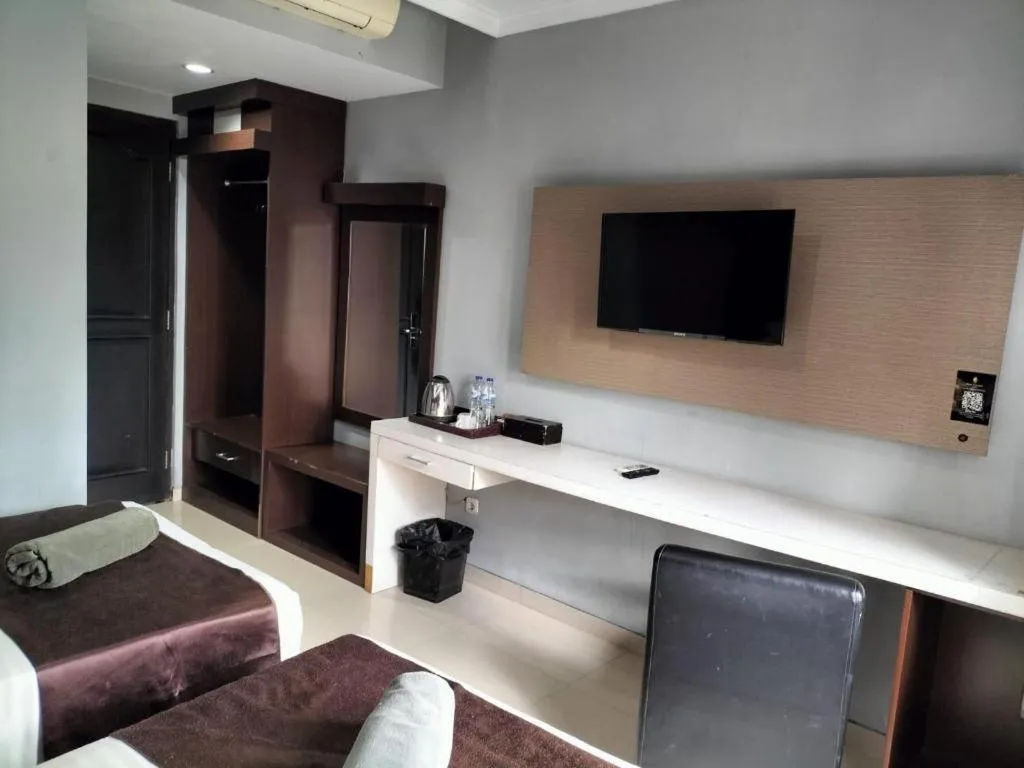 Rizen Premiere Hotel