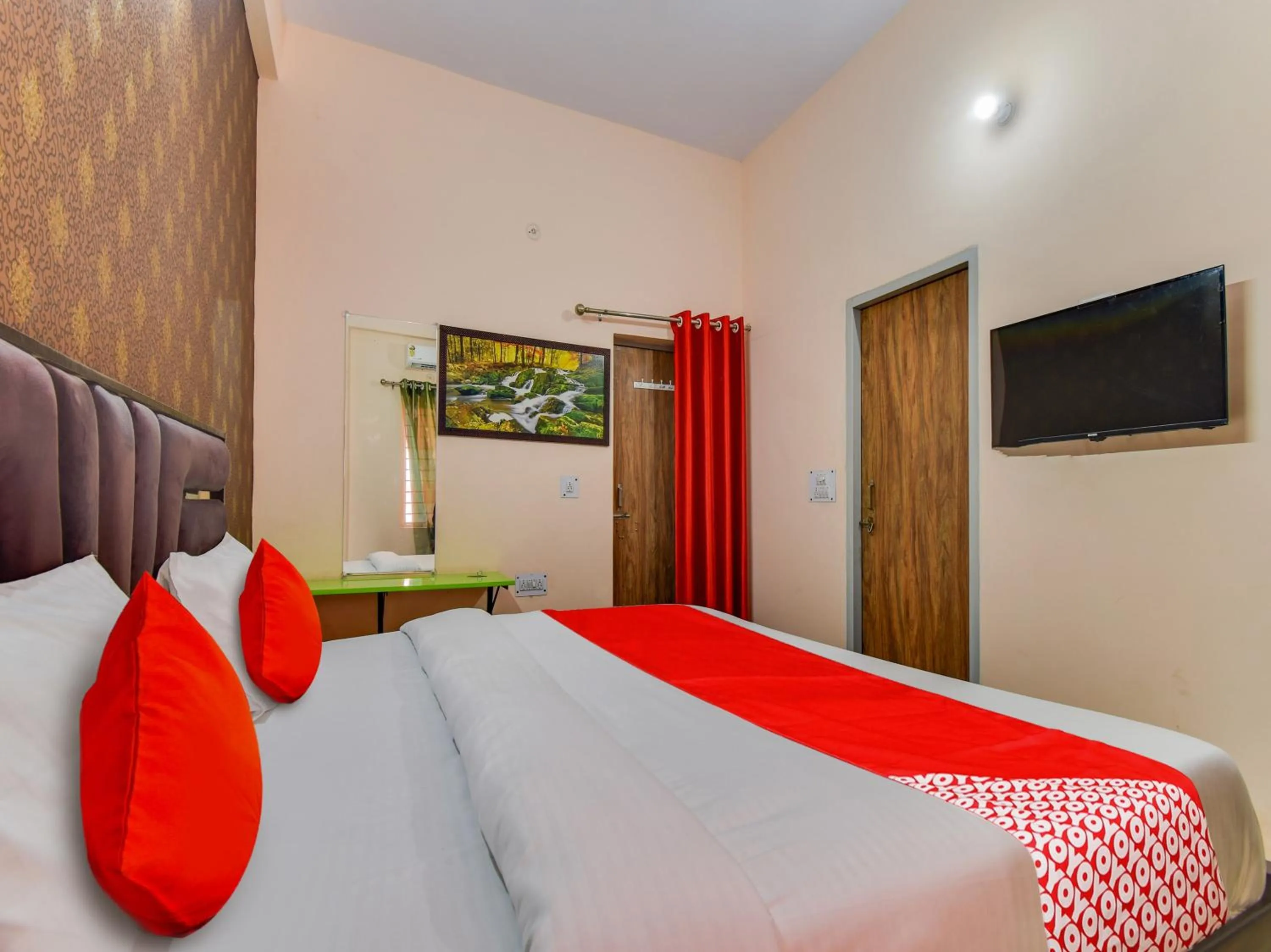 Bedroom in Hotel VRINDAVAN