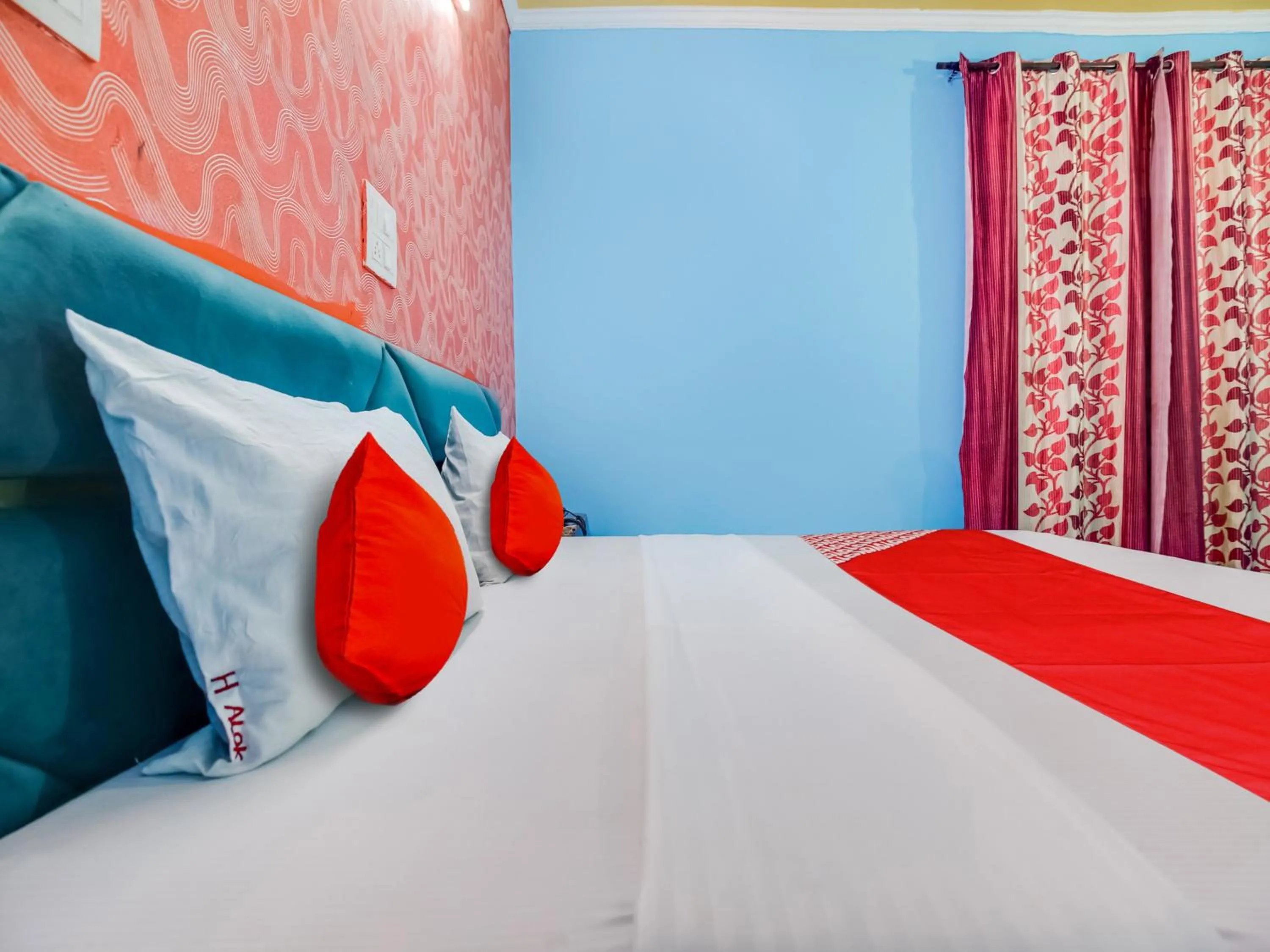 Hotel O Alok Palace