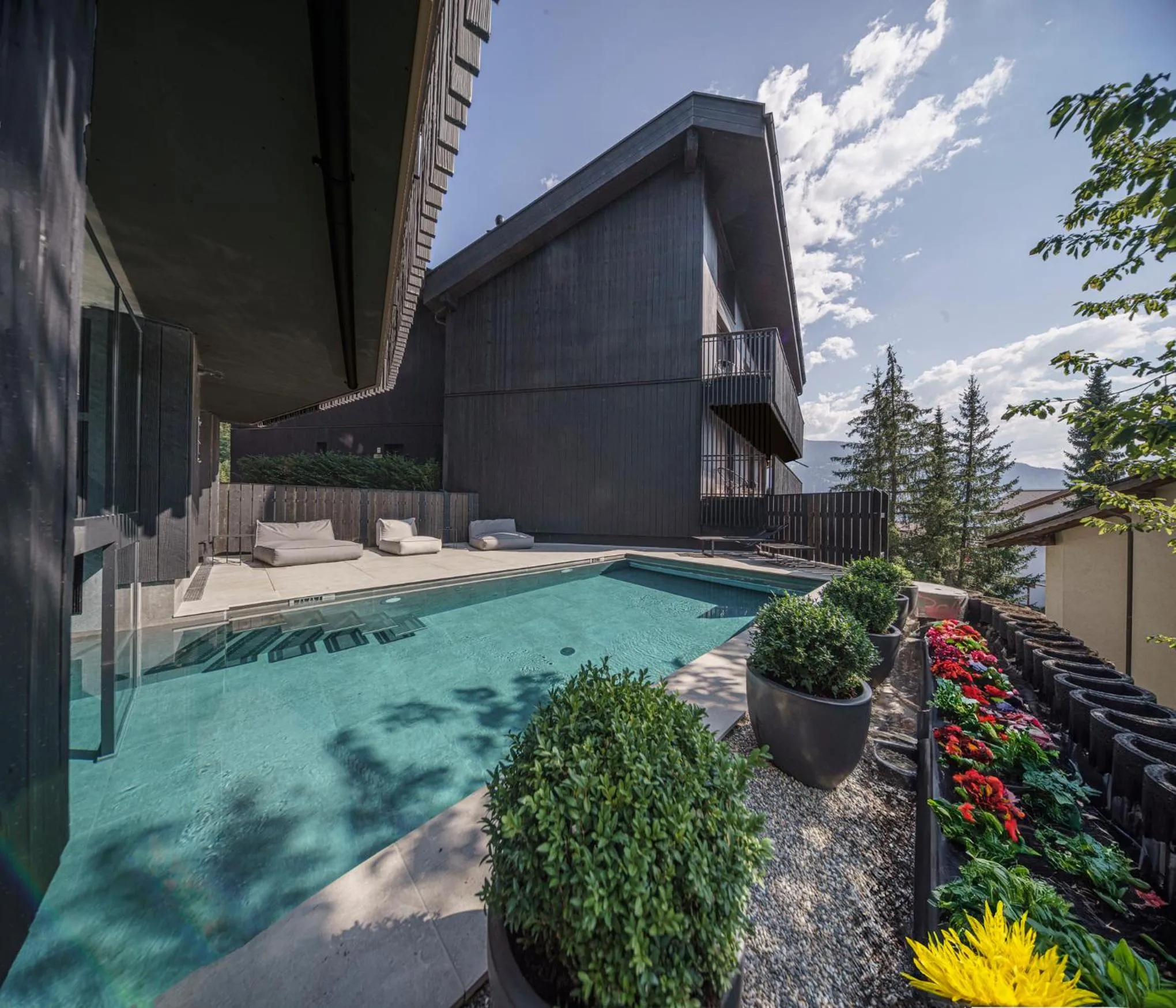 Black Summit Boutique Resort Laax