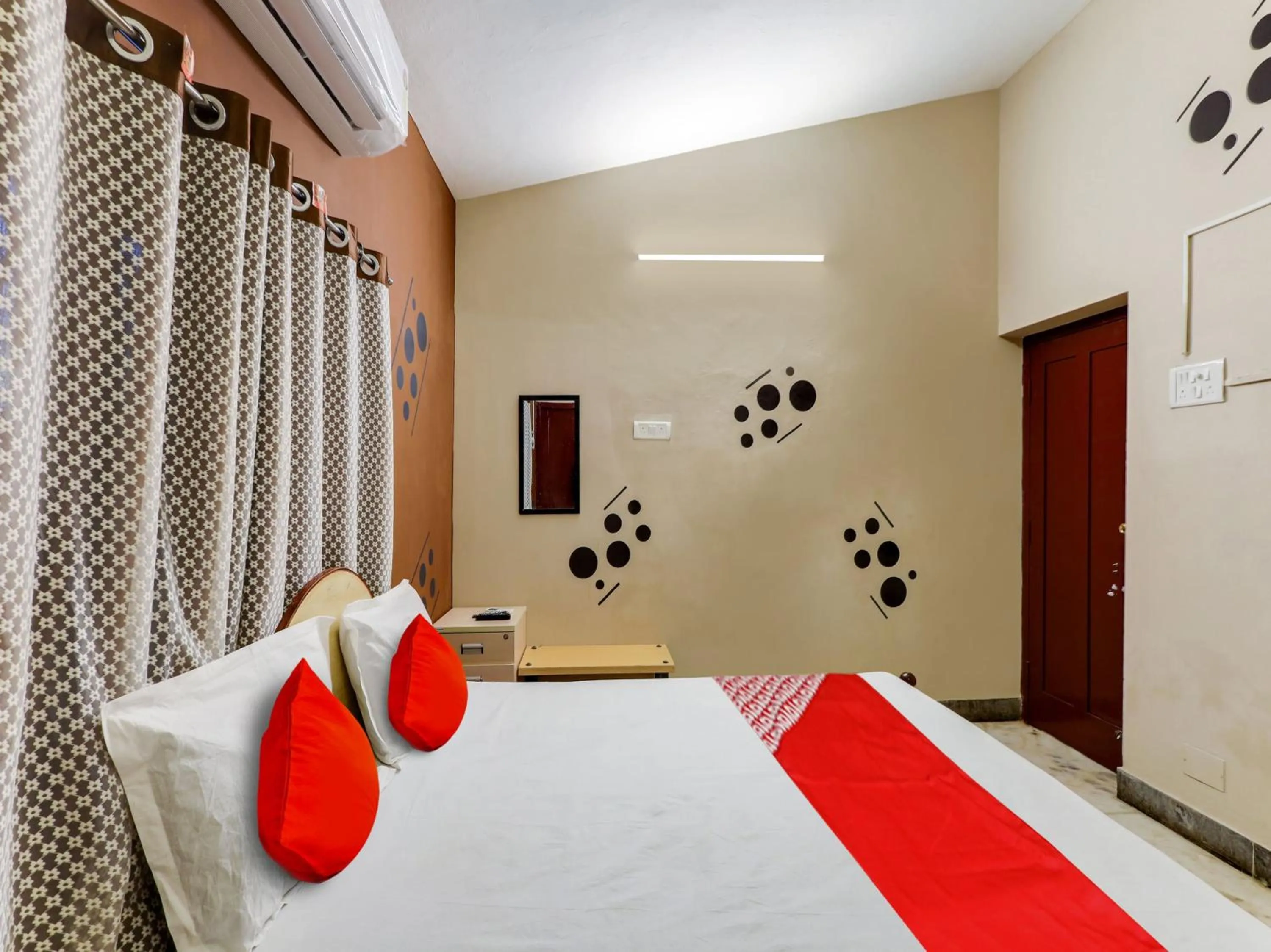 Bedroom, Bed in Super Hotel O Vsv Guest House Maduravoyal