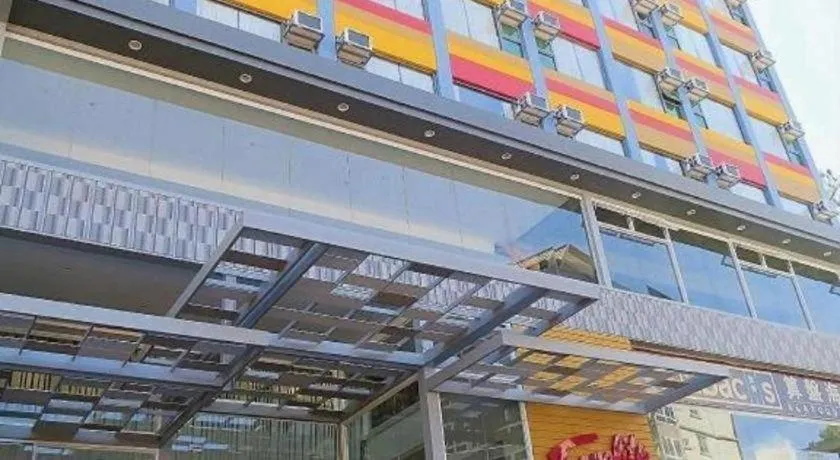 Travelite Hotel Legarda