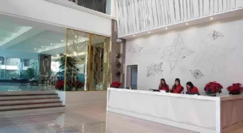 Travelite Hotel Legarda