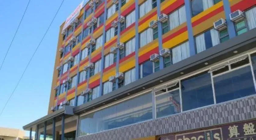 Travelite Hotel Legarda