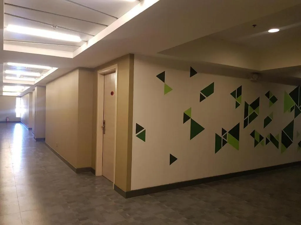 Travelite Hotel Legarda