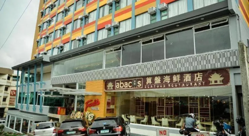 Travelite Hotel Legarda