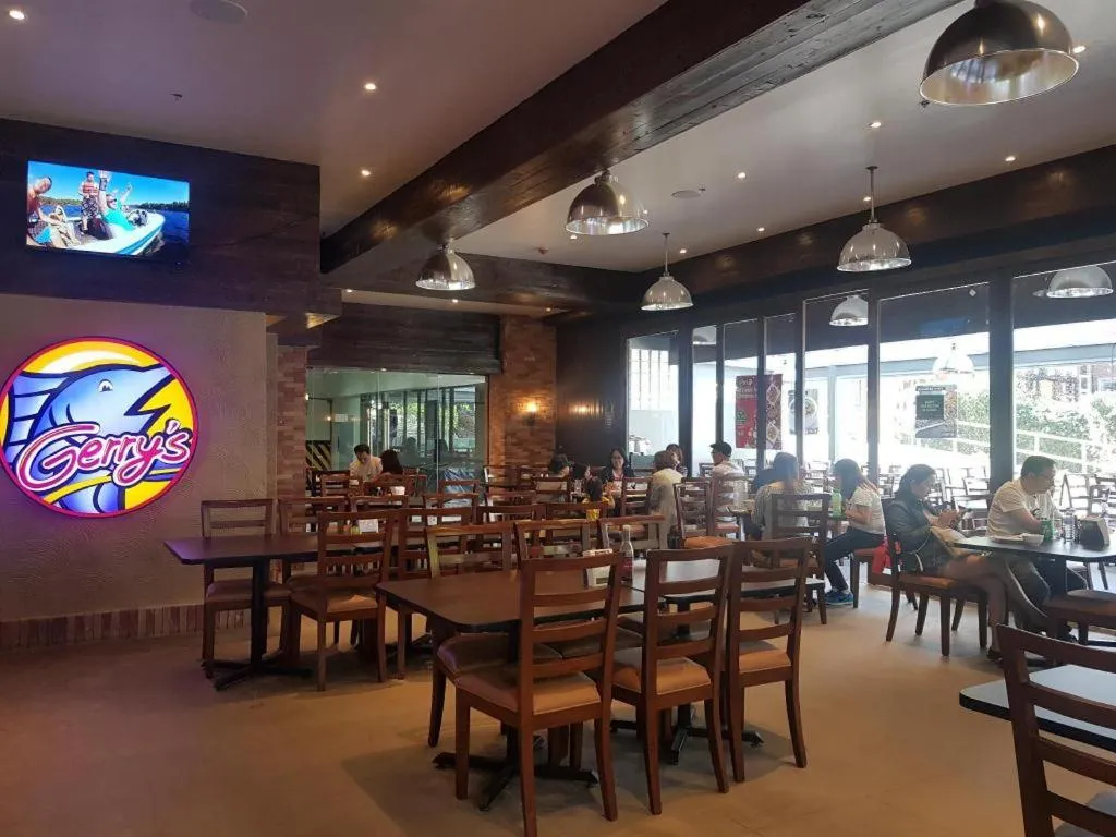 Travelite Hotel Legarda