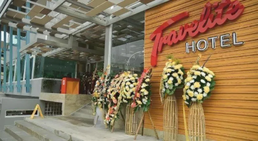 Travelite Hotel Legarda