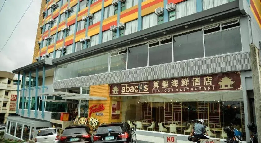 Travelite Hotel Legarda