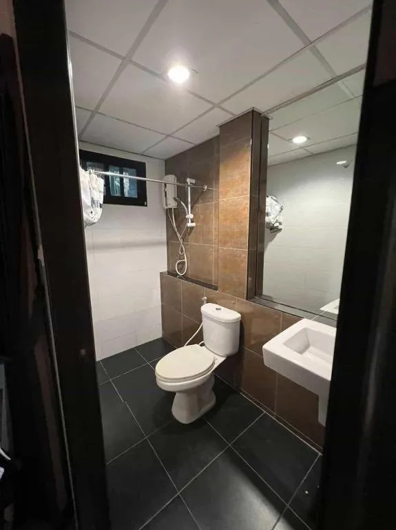 Gasser Park & Residence