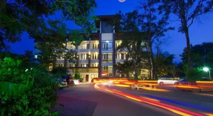 Gasser Park & Residence