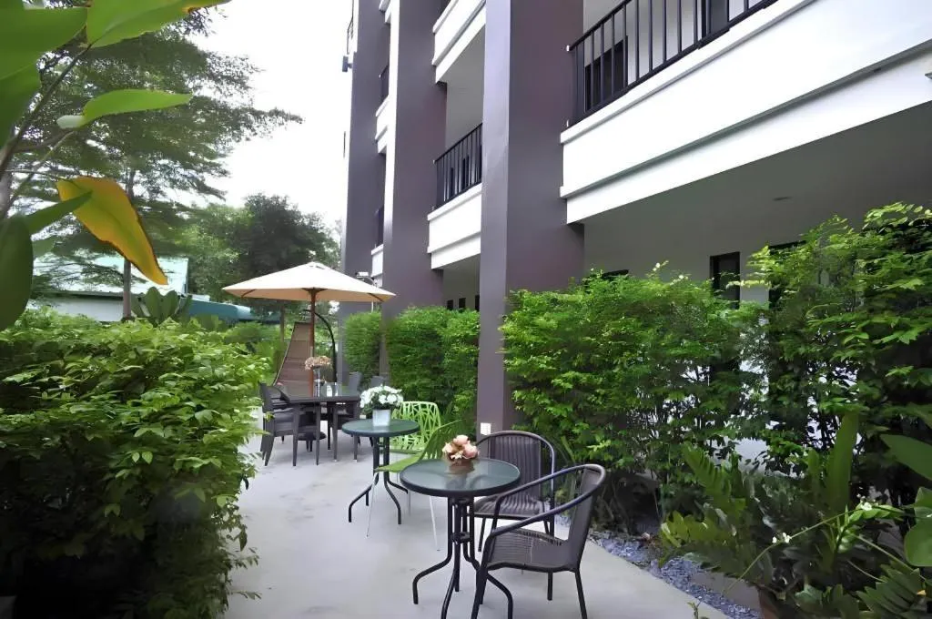 Gasser Park & Residence