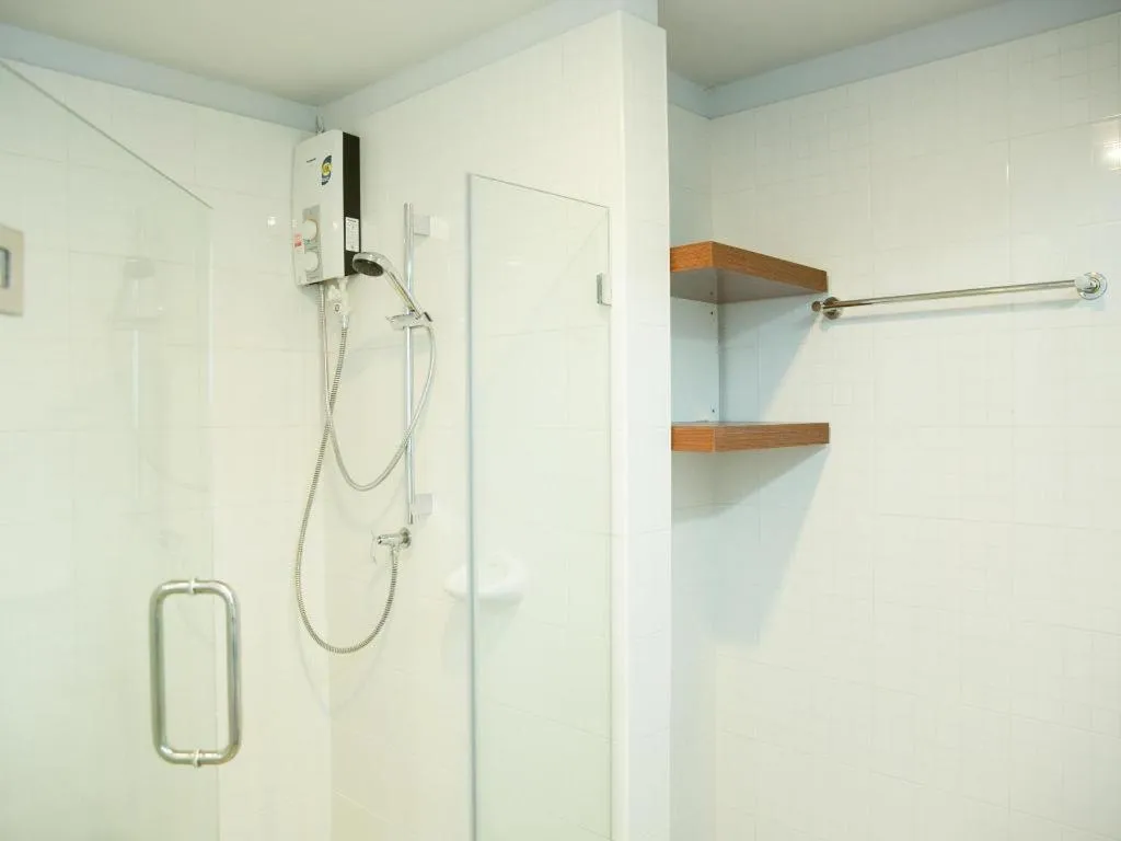 B2 Hat Yai Rat Uthit Boutique & Budget Hotel