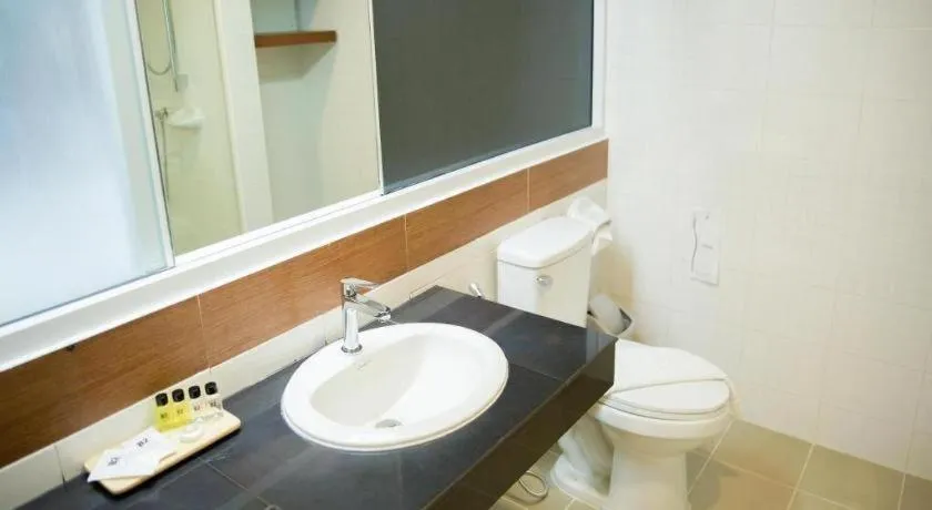 B2 Hat Yai Rat Uthit Boutique & Budget Hotel