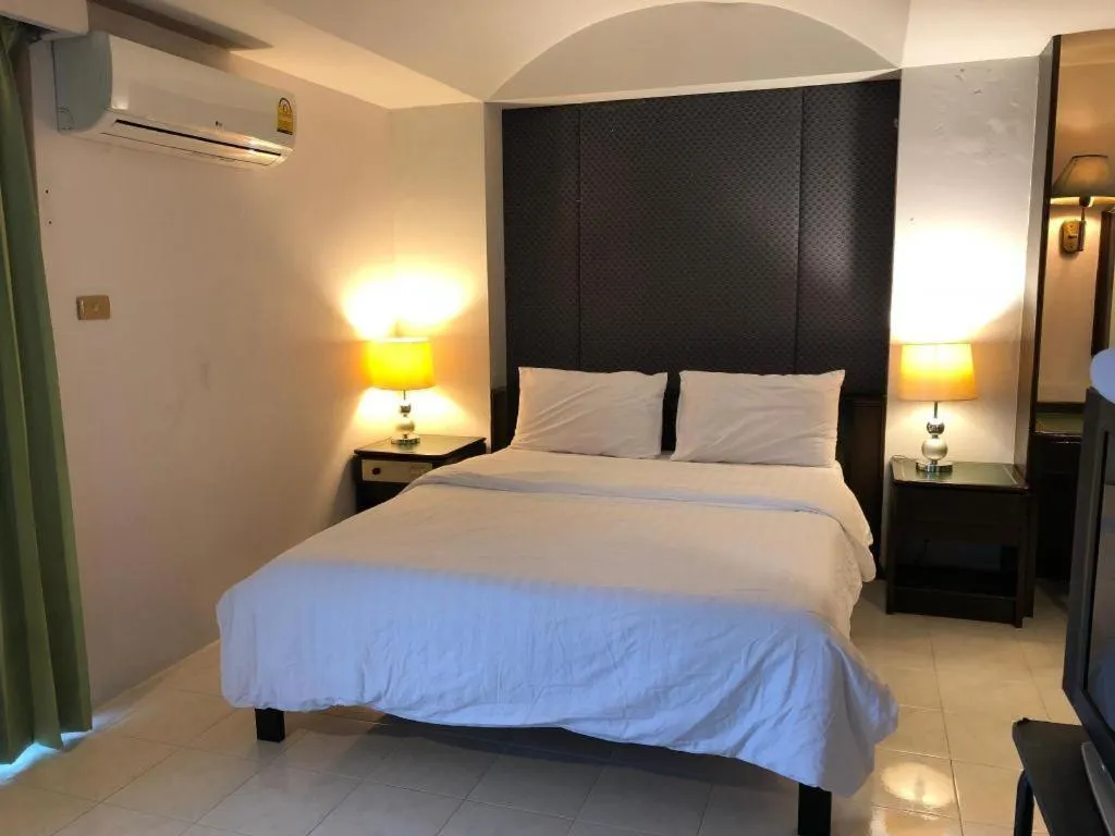 Bed in S.C. Heritage Hotel