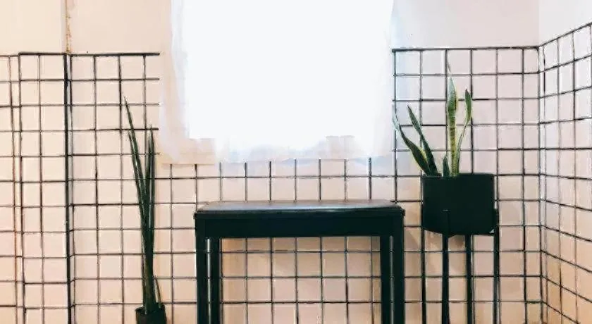 Khemjit cafe' and bed