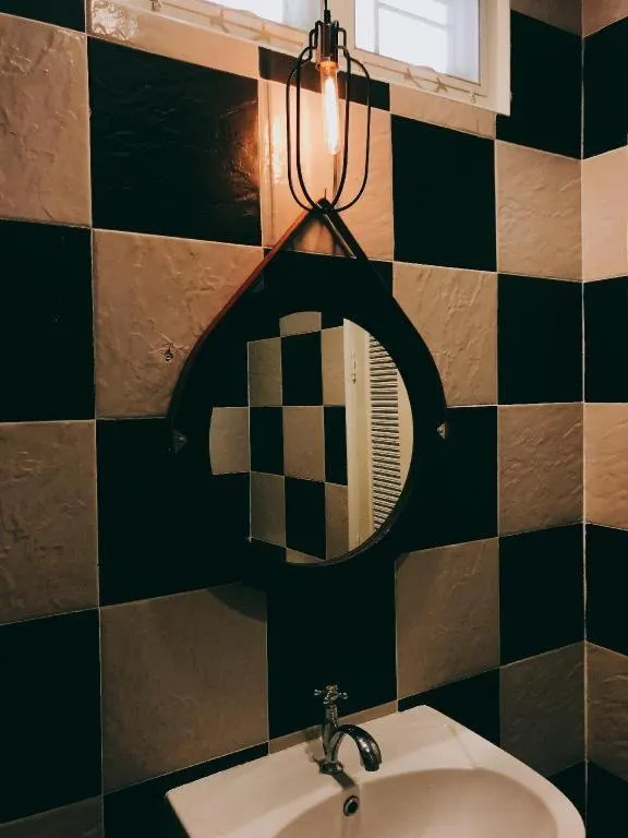 Khemjit cafe' and bed