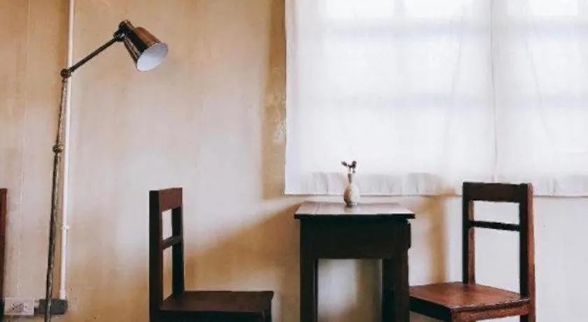 Khemjit cafe' and bed