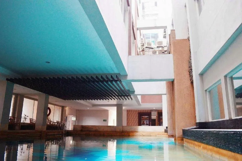 Horison Kota Lama Semarang