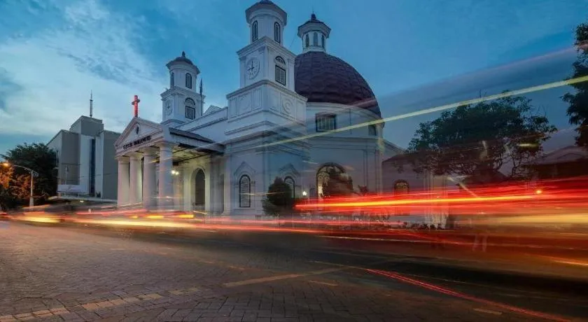 Horison Kota Lama Semarang