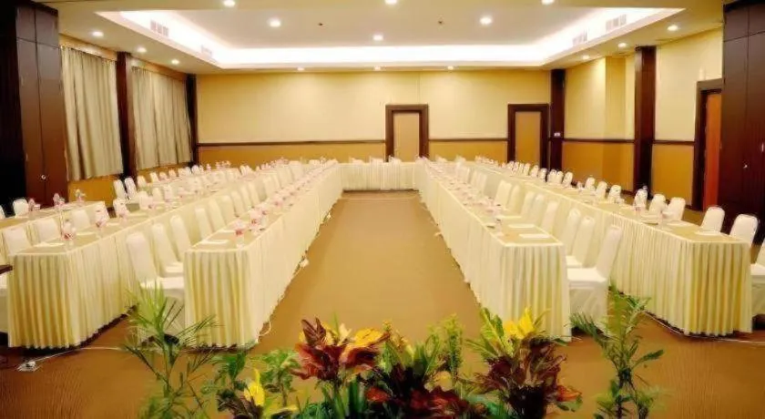 Horison Kota Lama Semarang