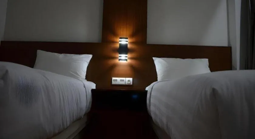 Bed in Horison Kota Lama Semarang