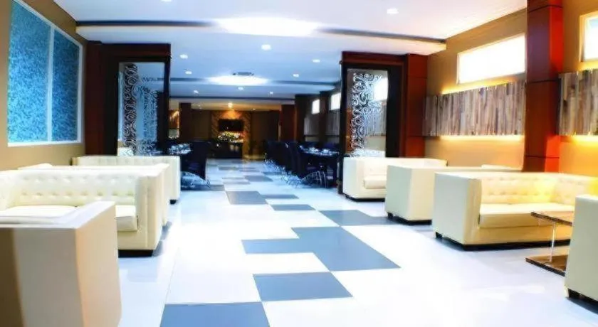 Horison Kota Lama Semarang